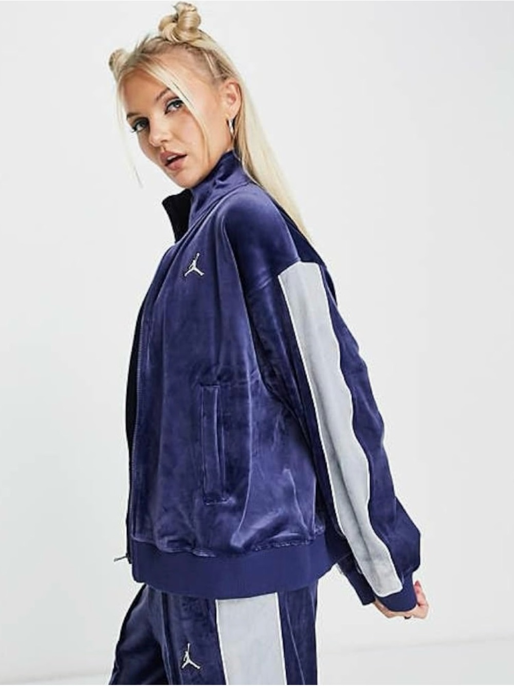 Jordan Flight Women's Velvet Bomber Jacket in Deep Navy with Light Gray Panels.L